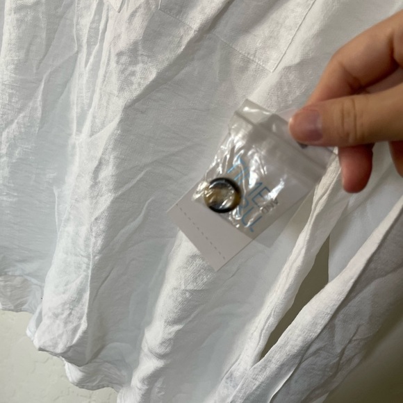 Time and Tru|White Long Tunic Button Down Blouse, Beachy Vibes•••Size Small,NWT - Picture 9 of 13